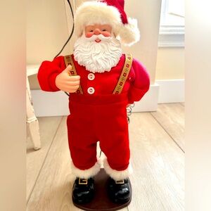 Dancing Santa